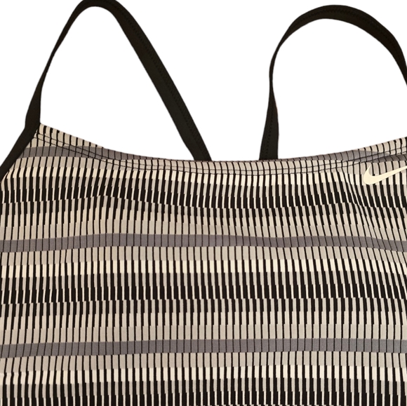 Nike Tankini Bathing Suit Top NWT Black, Gray, White Size Large - Picture 2 of 6